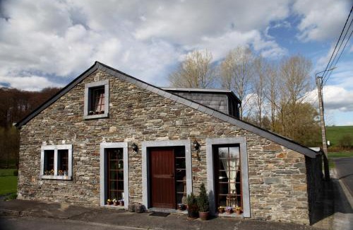 Plainevaux House | Relaxation Awaits: Une parenthèse en Ardenne Retreat