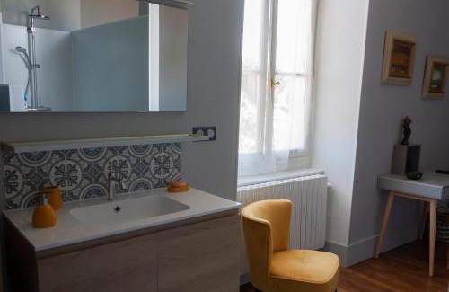 Jaucourt Bed & Breakfast | Exceptional Stay at Une Parenthèse en Champagne with Ocean Views