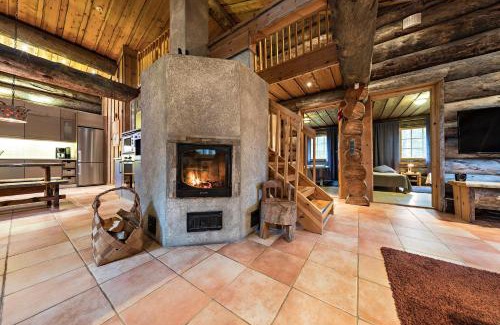 Rukatunturi Villa | UnelmaVeska: 5-Star Getaway with Hot Tub & Family Options
