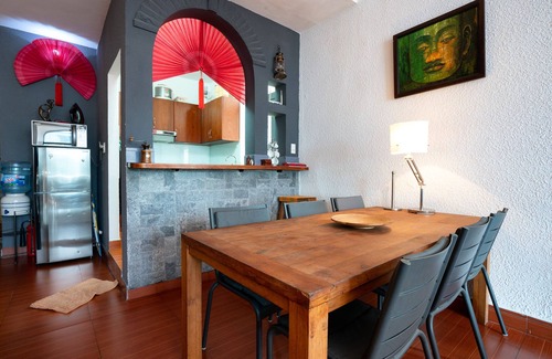 Little Japan Apartment | Experience Vibrant Saigon: Top-Rated Stay with Spa & Breakfast