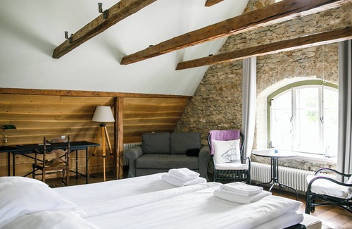 Suuresadama House | Ungru Guesthouse and Restaurant