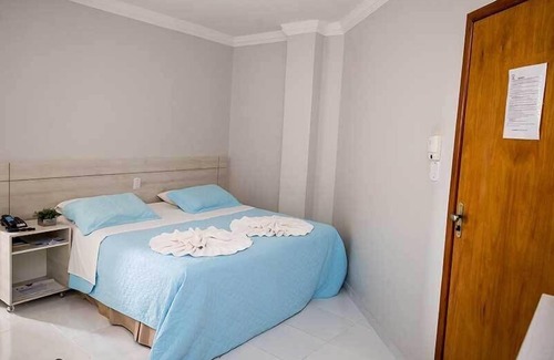 Janauba Hotel | Convenient União Palace Hotel with Restaurant & Breakfast