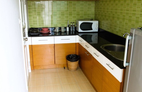 Nong Bon Apartment | Discover Unico Srinakarin Residence with Ocean Views & Pool