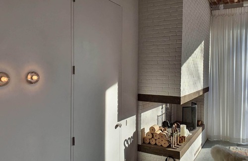 Burcht House | Eco-Friendly Loft Villa Near Antwerp with Pool & Garden
