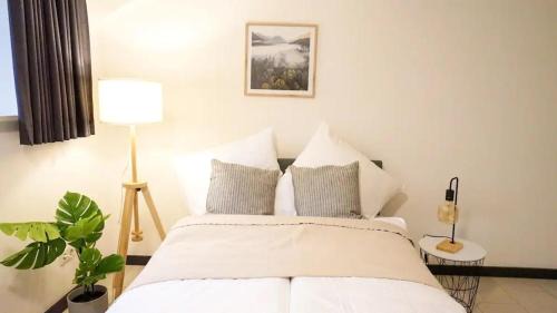 Zentrum-Suedost Apartment | Family-Friendly Stay at Uniklinik Zentral Küche Fitnessraum