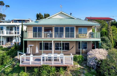 Encounter Bay House | Captivating Views at Encounter Bay - Family Friendly Stay