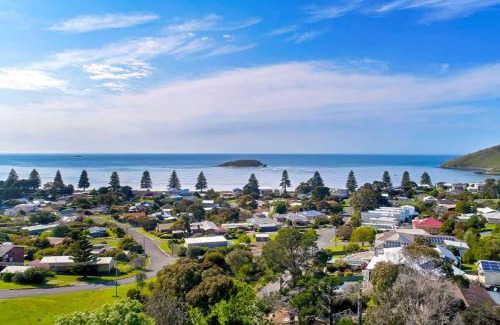Encounter Bay House | Captivating Views at Encounter Bay - Family Friendly Stay