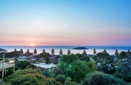 Encounter Bay House | Captivating Views at Encounter Bay - Family Friendly Stay