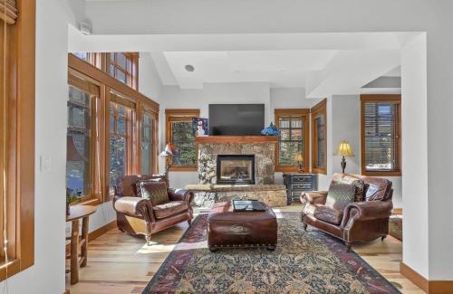 Copper Mountain Village House | Union Creek Townhome 164D New Listing! townhouse