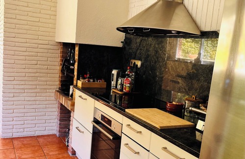 Canyet de Mar Villa | Unique 12p. villa in Rosamar Costa Brava, 1 minute walk from the beach!