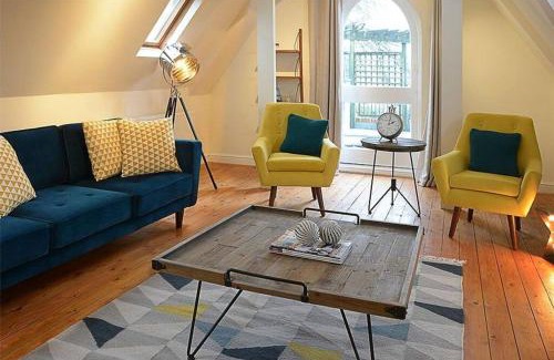 The Park Apartment | Pet-Friendly 3-Bedroom House with Free Parking in City Centre