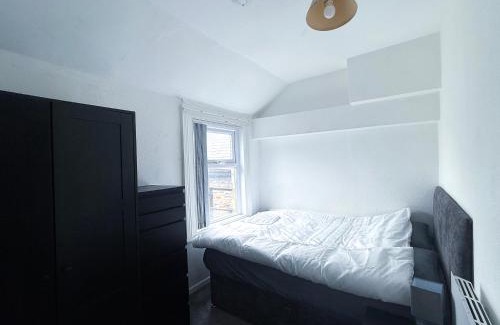 Chorlton-on-Medlock Apartment | Unique 3 bed apartment in central Manchester