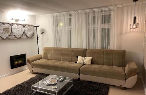 Stavanger Apartment | Pet-Friendly 3-Bedroom Rooms with Terrace in Central Stavanger