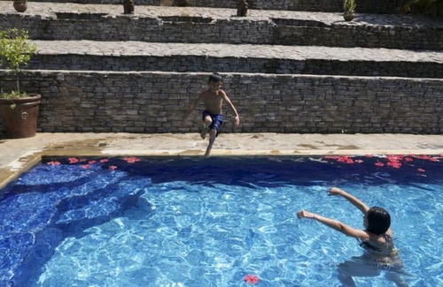 Coyolar House | Distinctive Architectural Homes with Pool & Pet-Friendly Stay