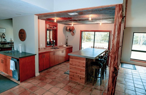 Wellborn House | Unique 5-bedroom country home. In the middle of nowhere. close to everything!