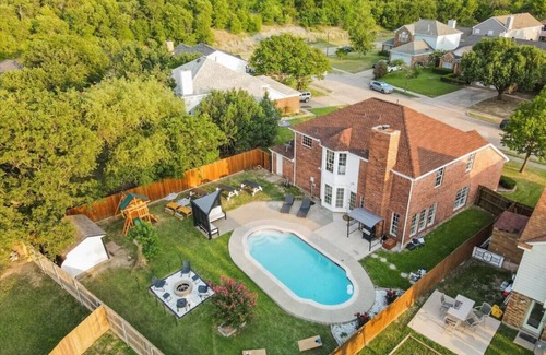 Dallas Villa | Inviting Mountain View Retreat with Pool & Fire Pit