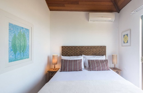 Albatroz House | Chic House in Buzios with Private Pool and Ocean View