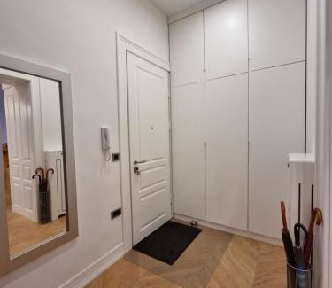 Sarajevo Apartment | Unique Apartment in Sarajevo with Balcony - Guest Rated 9.9