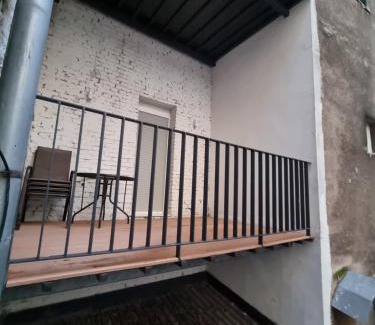 Sarajevo Apartment | Unique Apartment in Sarajevo with Balcony - Guest Rated 9.9