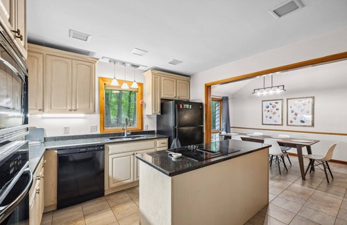 Chapel Hill House | Private Home in Chapel Hill with Pool and Family Amenities