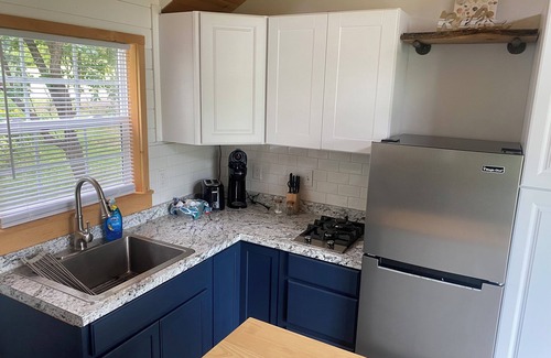 Hammondsport Cottage | Secluded Tiny House Retreat Near Keuka Lake & Wine Trail
