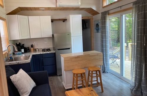 Hammondsport Cottage | Secluded Tiny House Retreat Near Keuka Lake & Wine Trail