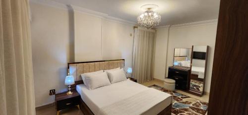 Heliopolis Apartment | Inviting Apartment in Sheraton Heliopolis with Breakfast
