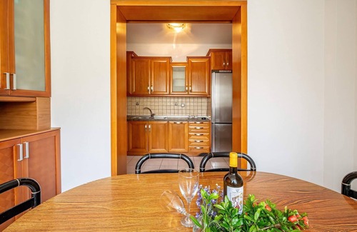 Kallirakhi House | Cozy Apartment with Breathtaking Ocean View Awaits You