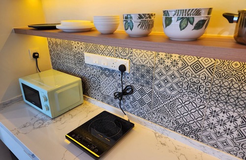 Ulu Kinta Condo | Unique Boho Retreat with Onsen & Breathtaking Mountain Views