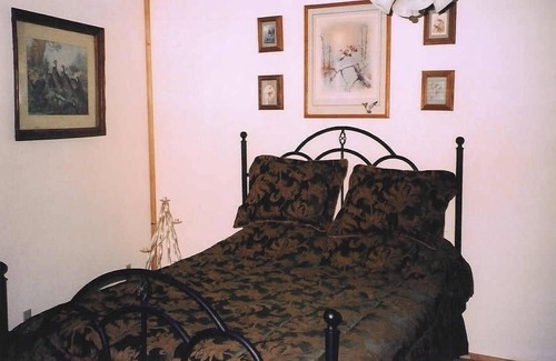 Parks Cabin | Enchanting Cabin in the Pines – Ideal for Families & Pets