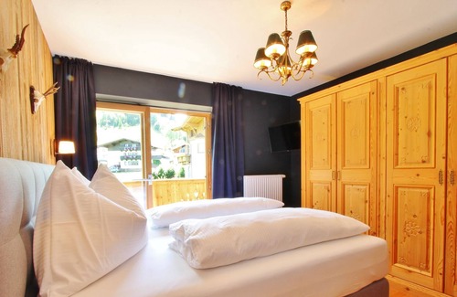 Ellmau Ski Chalet | Unique chalet in the center of Ellmau, 100 m from skililft