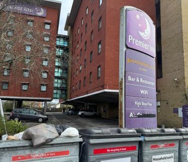 Southampton City Centre Apartment | Stylish City Center Apartment with Free Parking