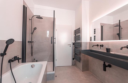 Ulm Apartment | Discover Unique Cityresidenz Near Münster with Pool & Dining