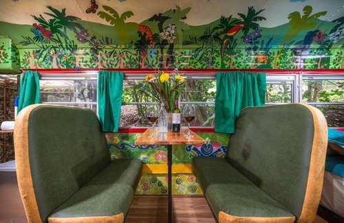 Concepcion House | Vibrant Bus Stay Near Airport - Top Rated by Guests
