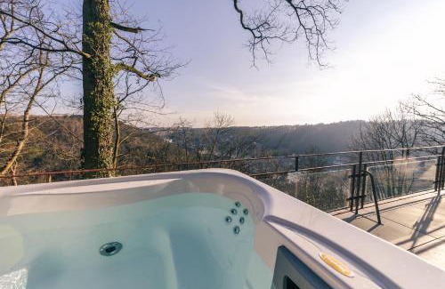 Bouvignes-sur-Meuse Villa | Idyllic Cottage with Spectacular Views and Wellness Retreat