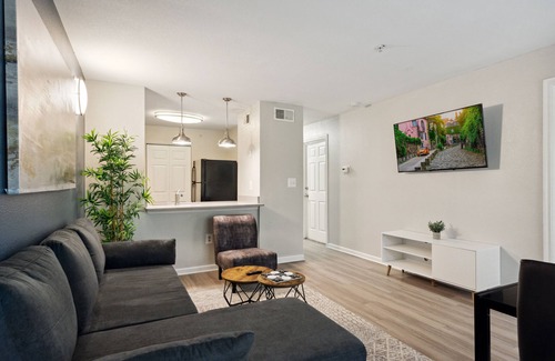 Pleasant Valley Apartment | Charming & Cozy Getaway with Hot Tub and Pool Access