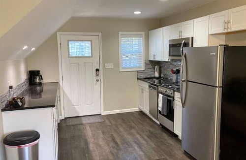 South View House | Discover Unique Creekside Retreat with Family-Friendly Amenities