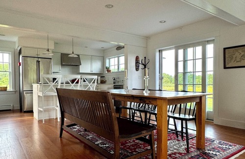 Middletown House | Unique Property Near Third Beach with Spa & Pet-Friendly Options