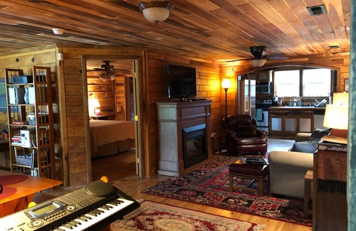 Chickamauga House | Family-Friendly Farm Guest House Near Chattanooga, TN