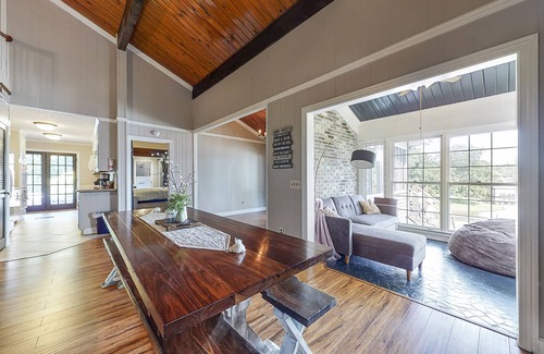 Vincent House | Discover a Unique Family Retreat on Logan Martin Lake