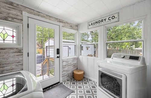 Ozark House | Historic Charm with Dreamy Porch & 9.8/10 Guest Rating
