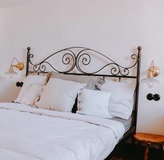 Tourtour House | Unique historical home, middle of the village, bath & patio
