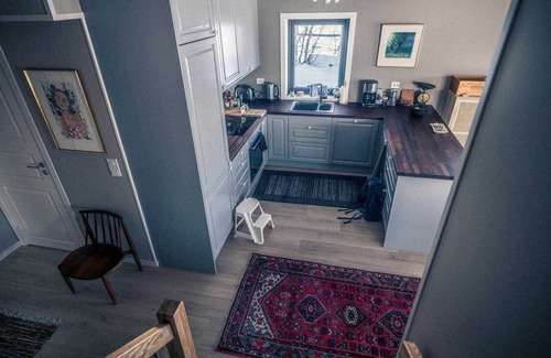 Tverlandet House | Seaside Retreat with Ocean View and Spa Amenities