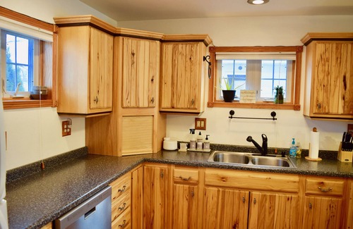 Pepin House | Conveniently Located Home with Ocean and Lake Views