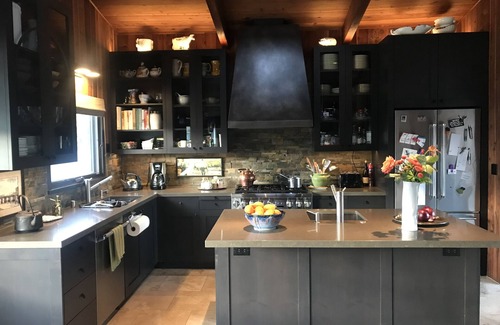 Larkspur House | Inviting Home with Kitchen on Tidal Creek and Marsh