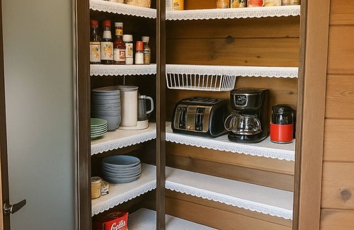 Buffalo Ridge House | Inviting Home Where The Buffalo Roam: Ideal for Families