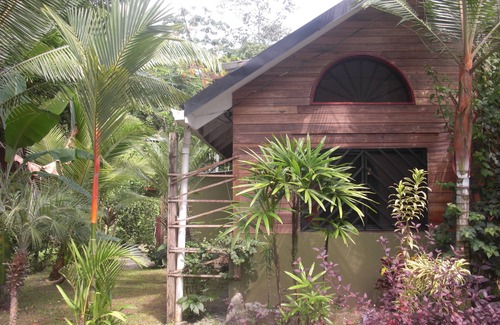Cahuita House | Idyllic Retreat Steps from the Beach with Oceanfront Views