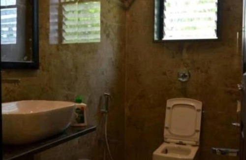 Bhilar Villa | Enchanting Inn Villa Strawberry Farm for Family Getaways