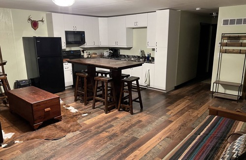 Beaver Dam Apartment | Cozy Lake Condo Steps from Downtown: Pet and Child Friendly