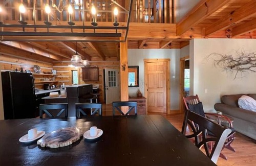 Twelve Mile Cabin | Discover a Unique Log Cabin Retreat with Ocean Views & More